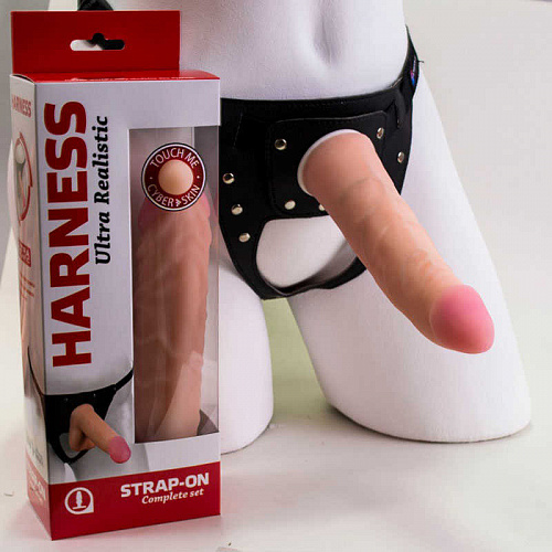 Страпон "Harness" киберкожа, 18 x 4.2 см 731103 Страпон "Harness" киберкожа, 18 x 4.2 см 731103